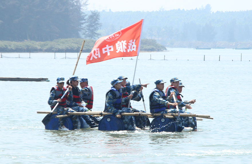 扎筏泅渡.JPG