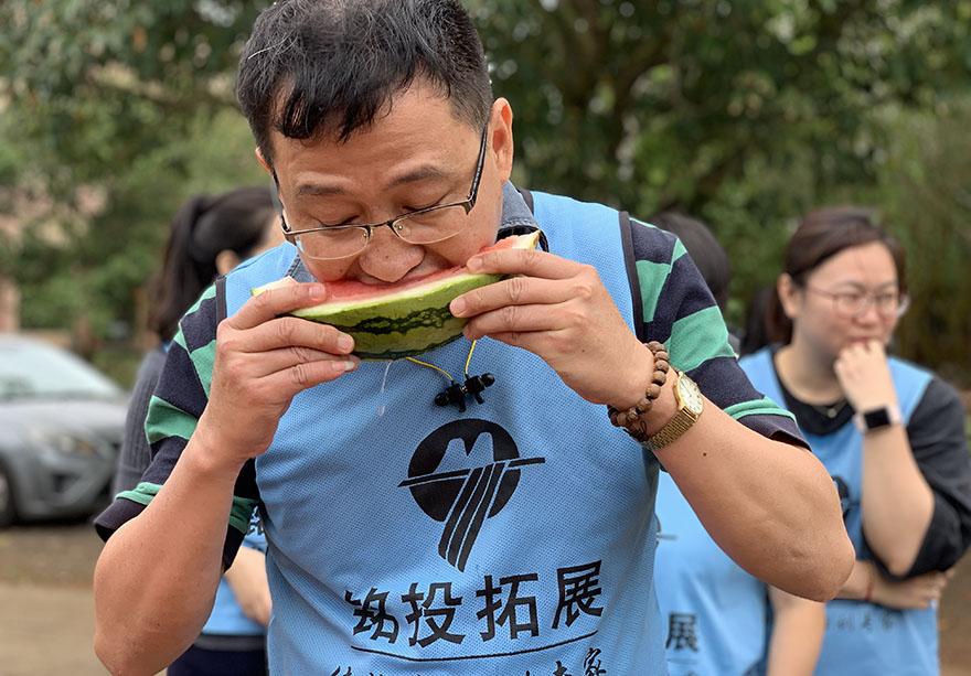 吃西瓜.jpg